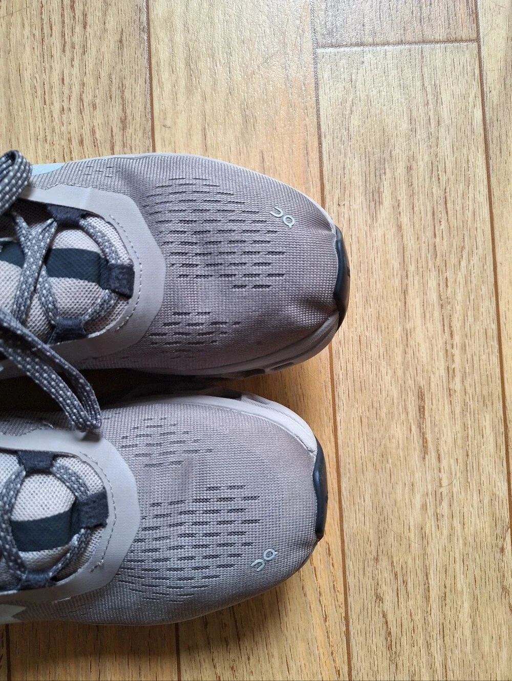 On Cloudmonster Women's Cinder/Fog Size 10